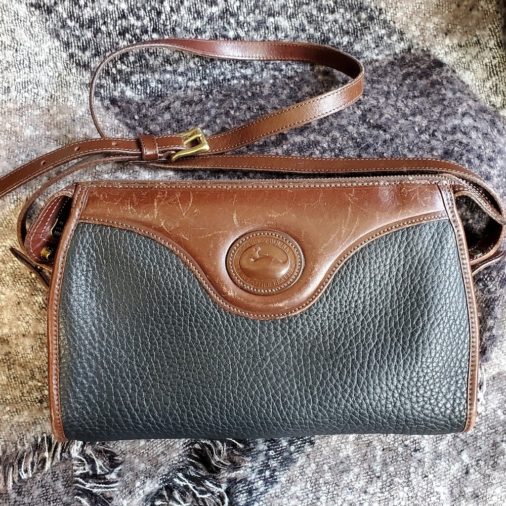 Dooney and Bourke purse